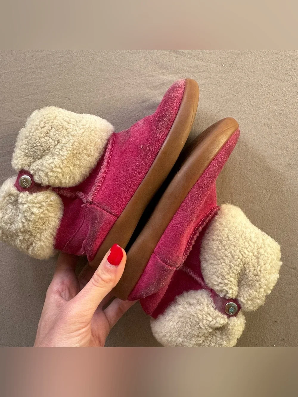 UGG 10 overall
